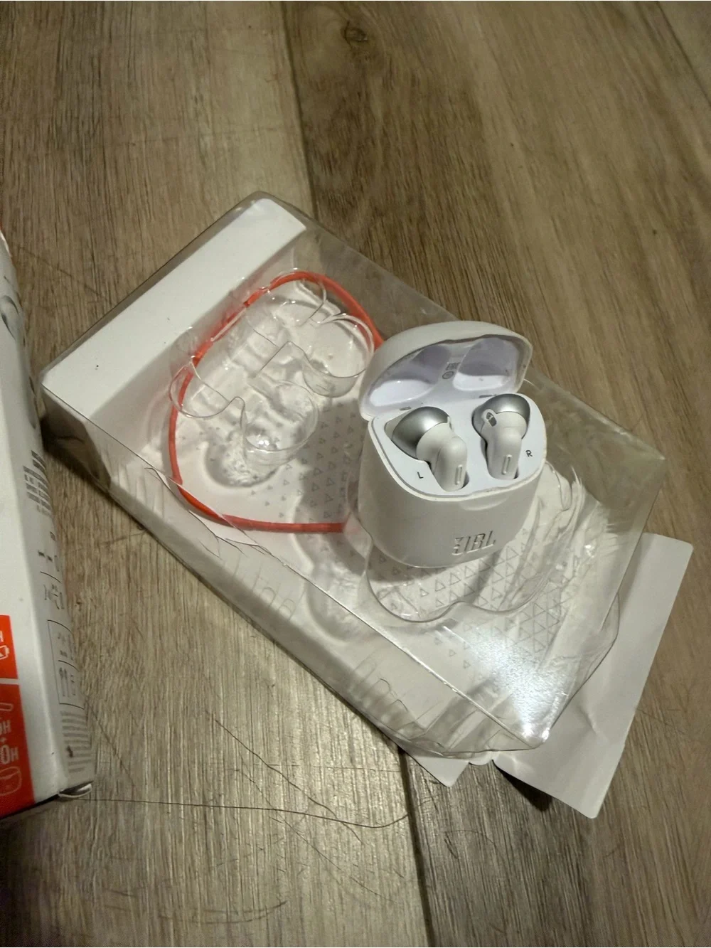 JBL true wireless